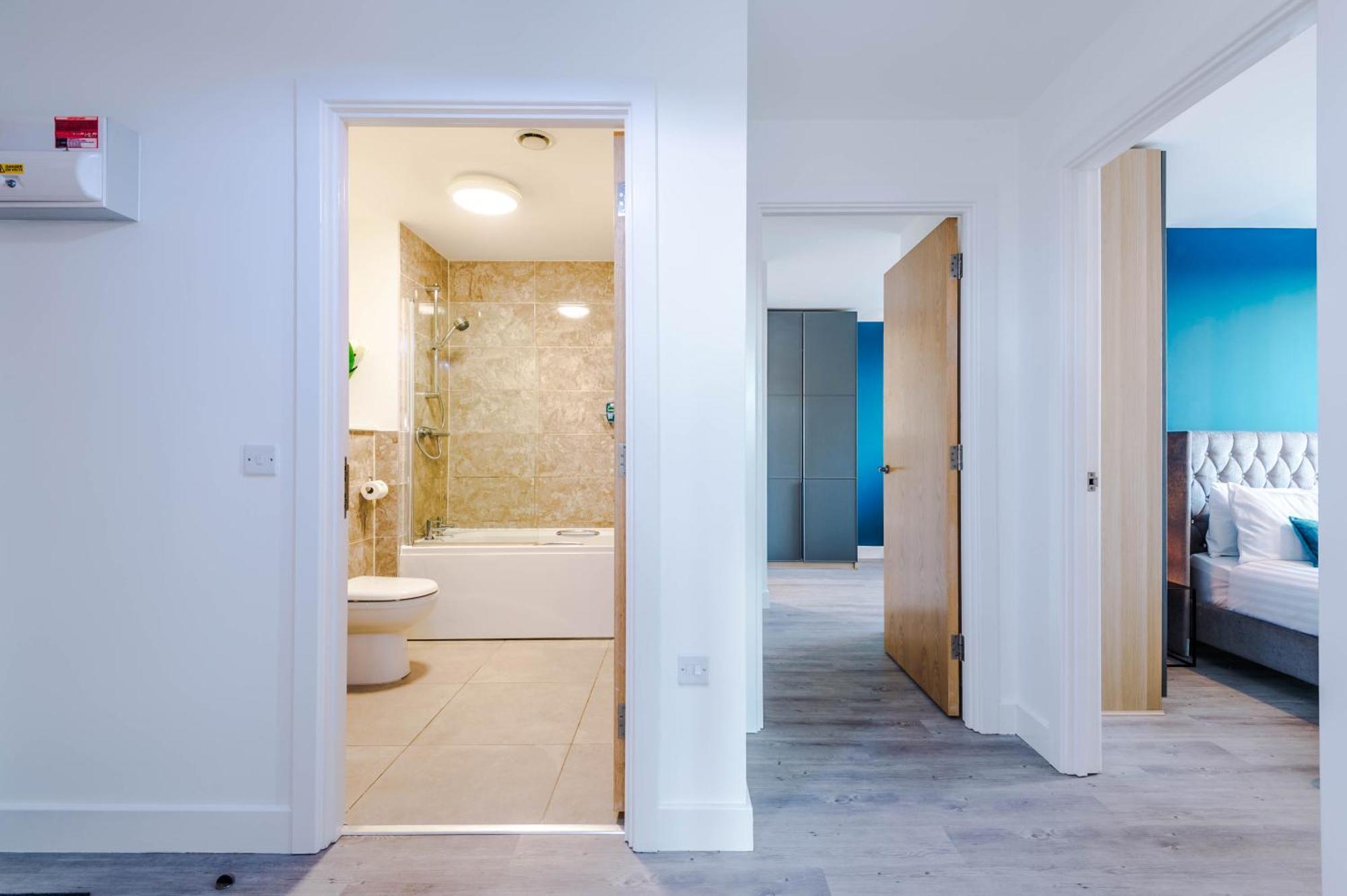 Lux Livin' Apartments - Luxury 5 Bed Apartment Manchester City Centre Экстерьер фото